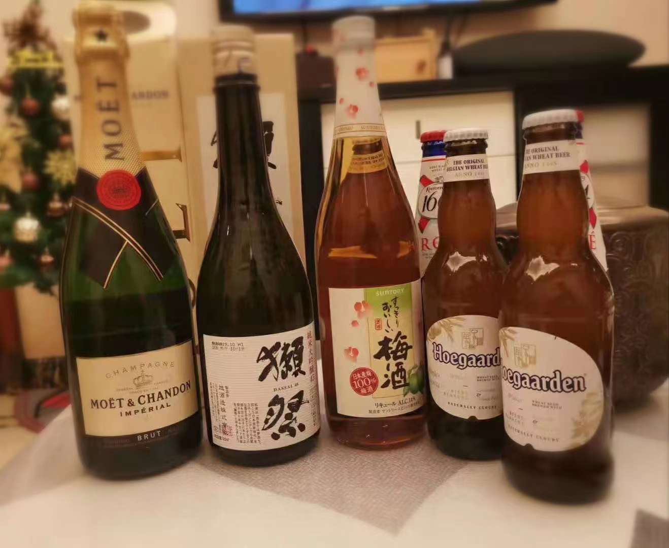 做自己的光，不需要太亮，足以挨過寒冬和黑夜就好