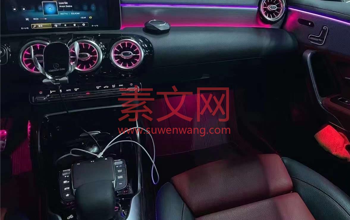 那個年代，網吧里耳機戴上就是這首歌《別說我的眼淚你無所謂》
